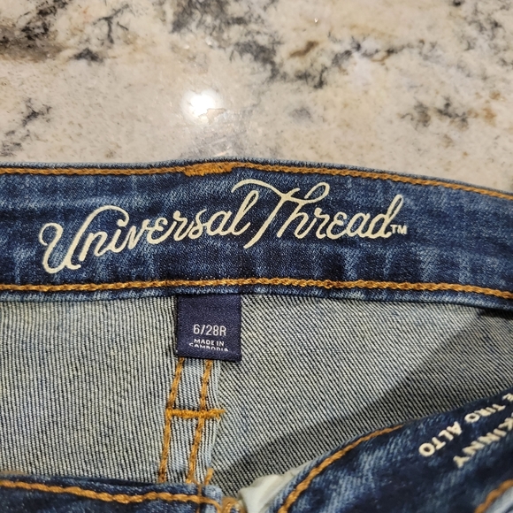 Univeral Thread high rise skinny jeans size 6 - Picture 2 of 3